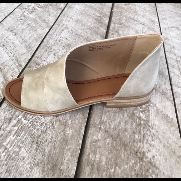 beast Shoes - New in Box - Sandal shoe - Sand - Mont Blanc - 8.5